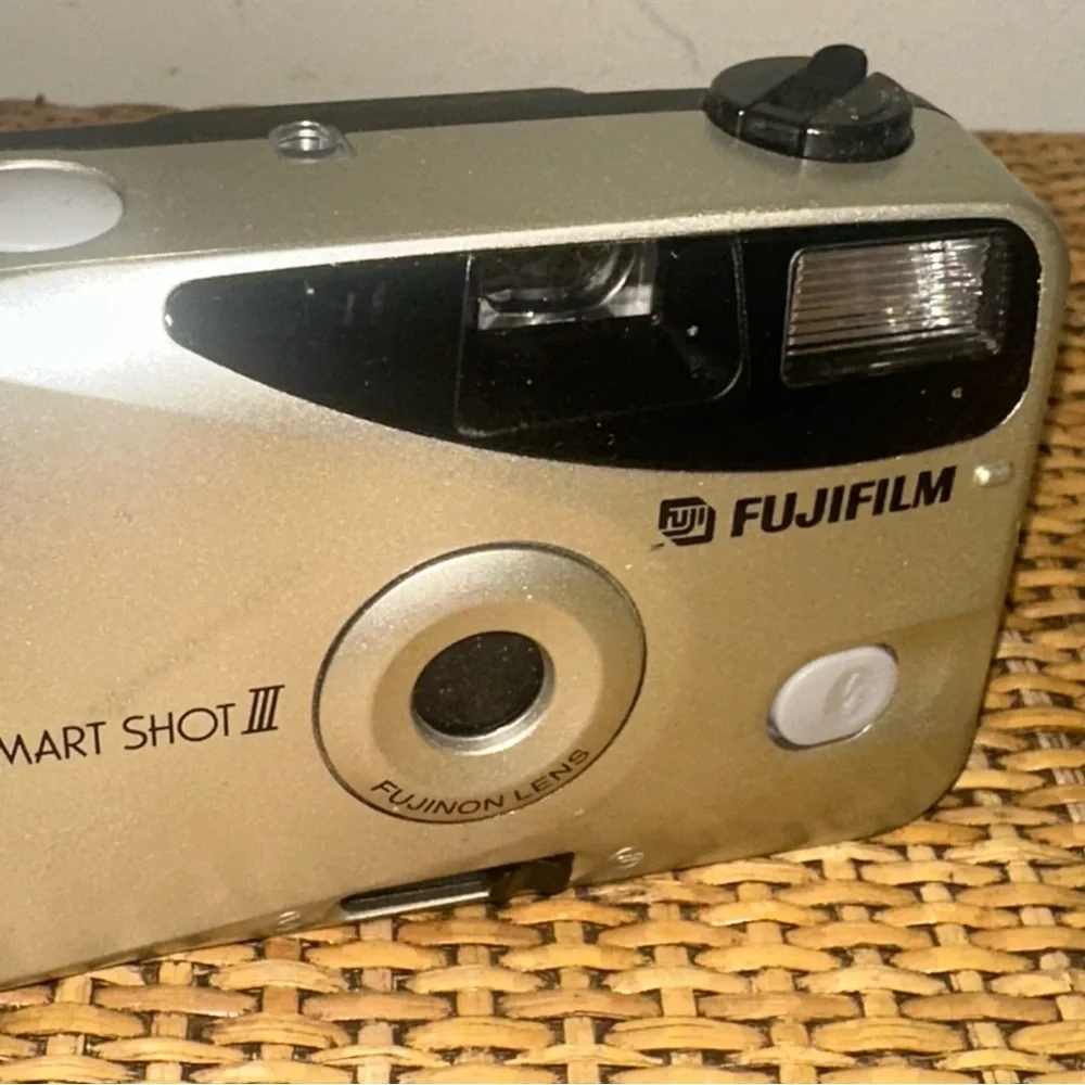 Vintage Fujifilm Smart Shot III 35mm Film Camera Point and Shoot Retro Vacation